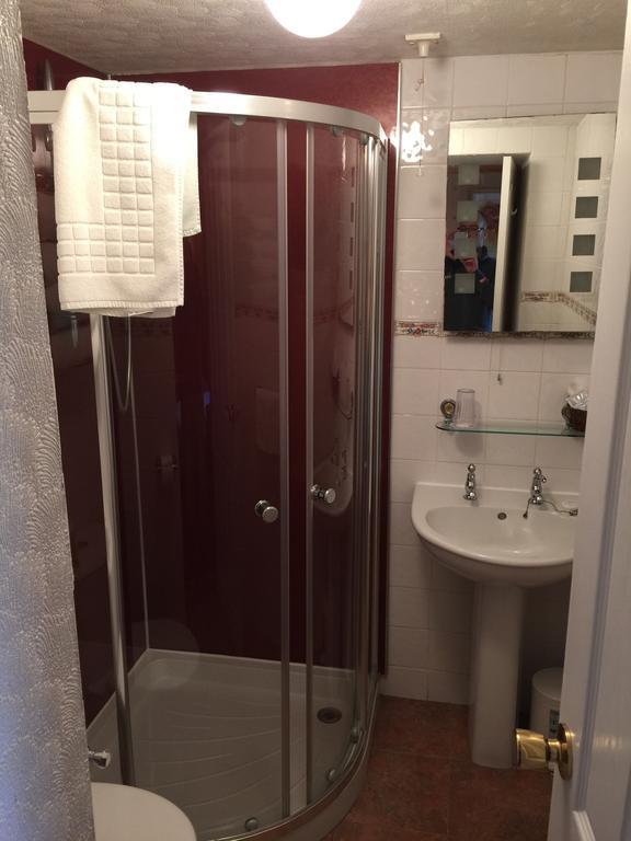 Roseneath Guest House Inverness Phòng bức ảnh